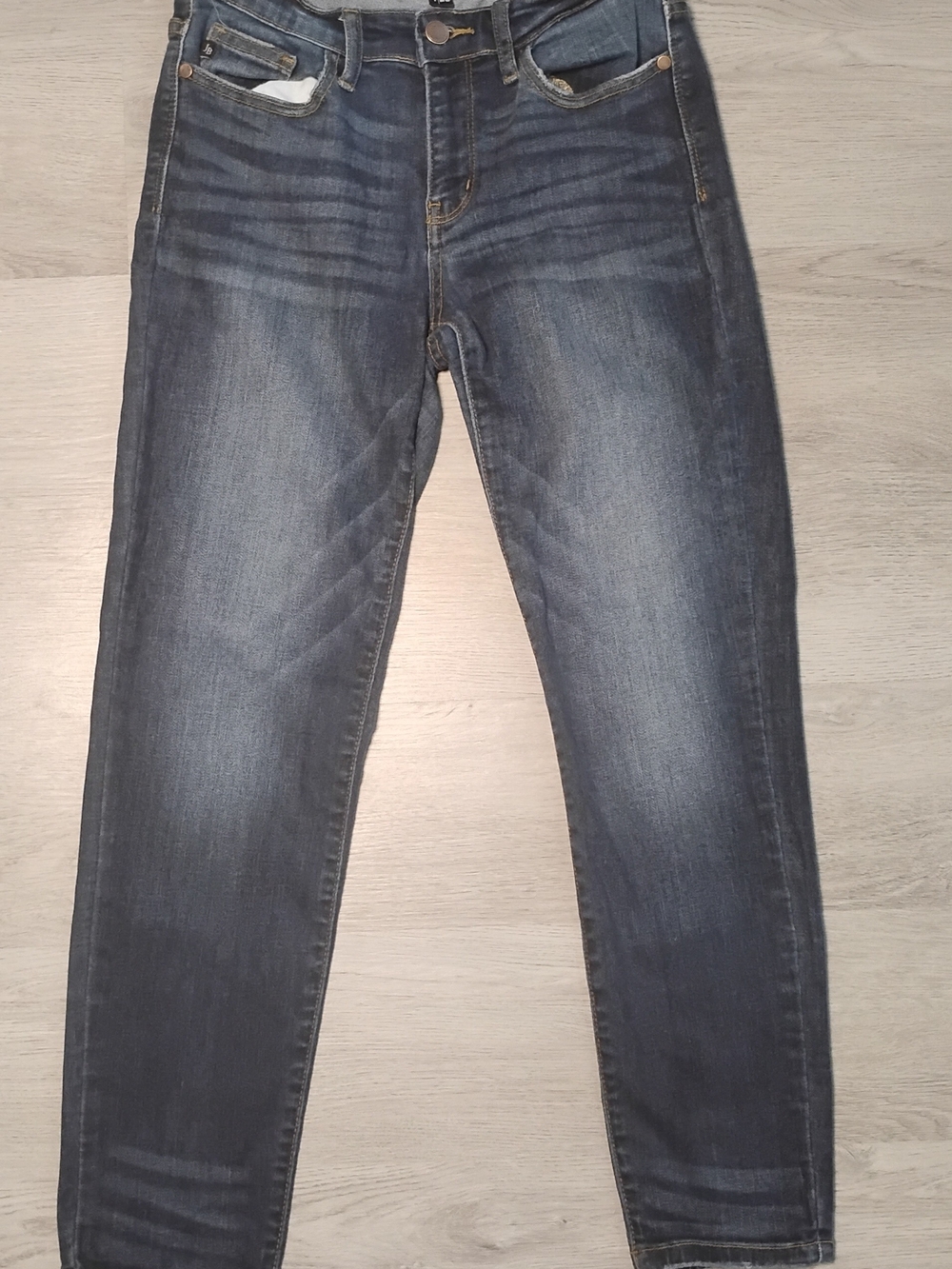 Judy Blue Dark Blue Relaxed Skinny Jeans Size 7/28 Waist - 26 Inches